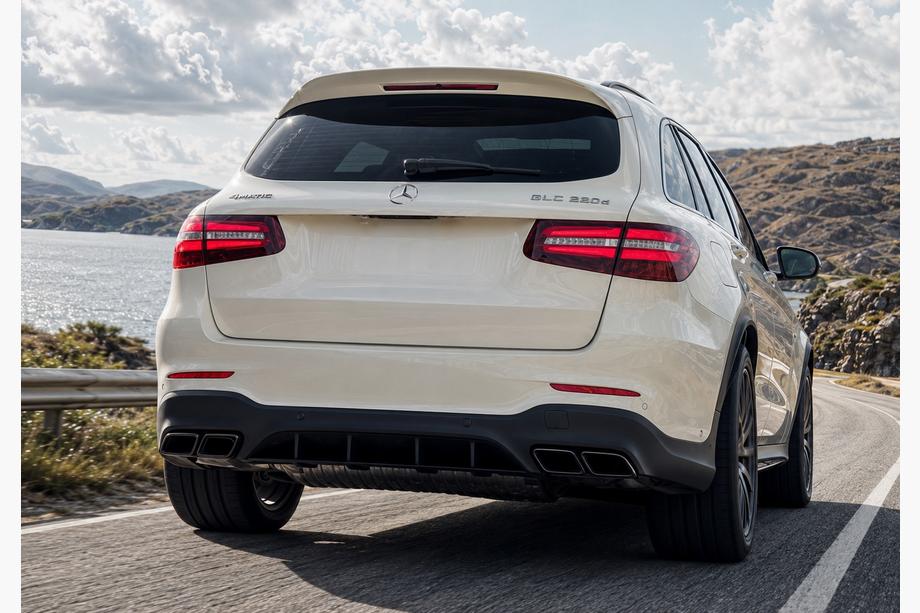 Mercedes GLC X253 2015–2022 Zadnji difuzor z izpušnimi zaključki Black (AMG63 dizajn) Fotografija 2