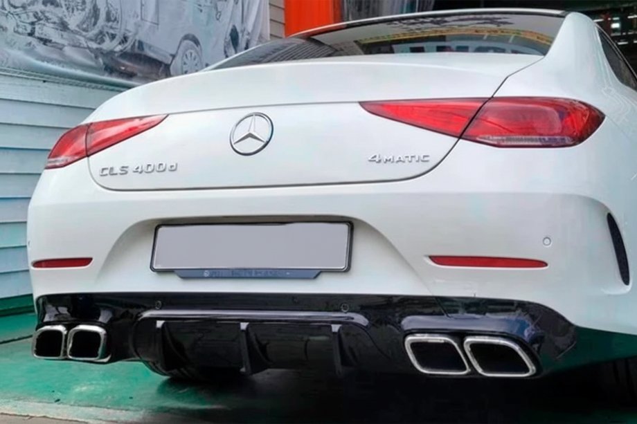 Mercedes CLS C257 2018– Zadnji difuzor z izpušnimi zaključki (dizajn GT63) Fotografija 1
