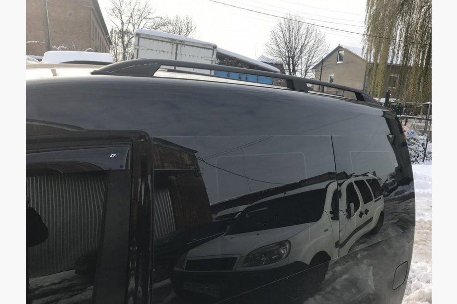 Ford Connect 2021– Strešni relingi Skyport BLACK Image