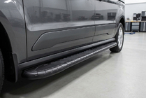 Ford Connect 2021– Bočne stopnice Bosphorus Black (2 kos, aluminij) Maxi medosna razdalja fotografija 1