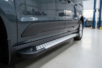 Ford Connect 2021– Stranske stopnice Allmond Grey (2 kosa, aluminij) fotografija 2