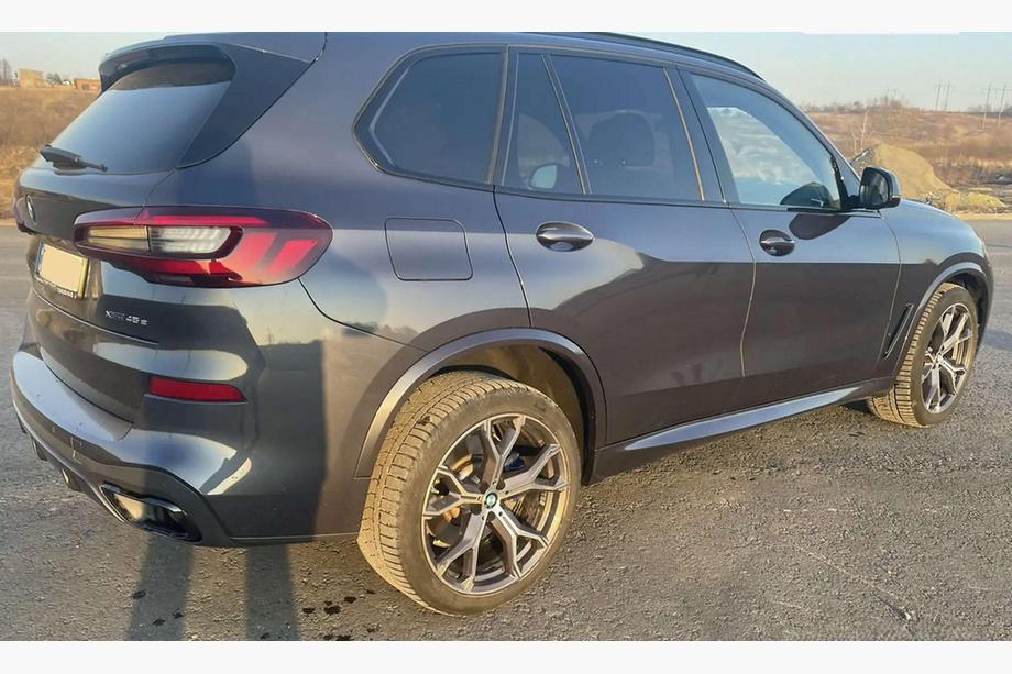 BMW X5 G05 2019–2026 Komplet bočnih pragov M-Sport/X5M 2018-2022 (2 kos, za lakiranje) Image