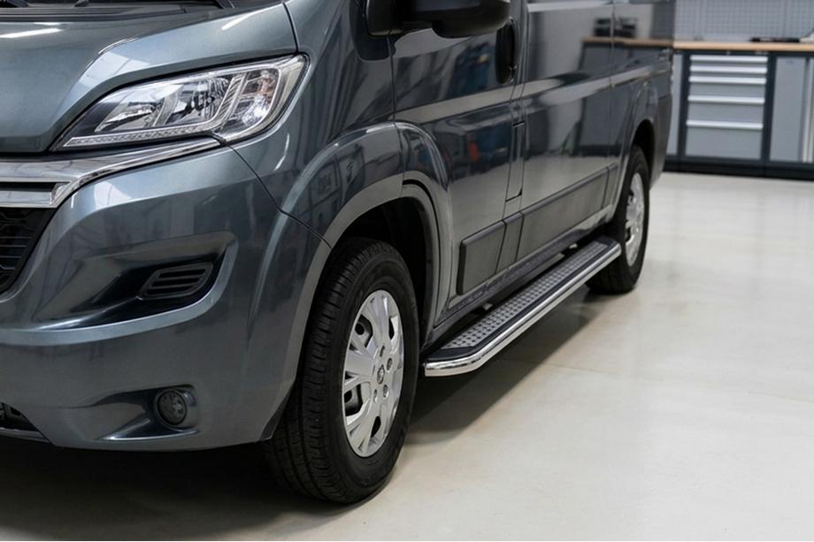 Opel Movano 2021– Stranske stopnice Maydos V2 (2 kosa, aluminij/nerjavno jeklo) Kratka medosna razdalja Image
