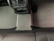 Volkswagen Golf Sportsvan 2014–2020 EVA talne preproge (črne) fotografija 5