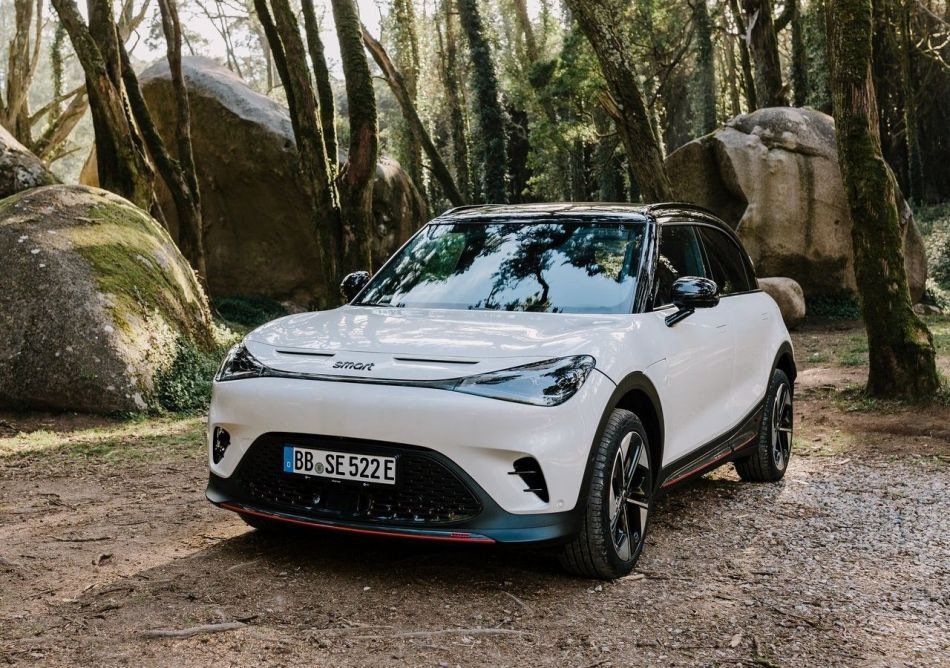 Smart #1: eleganten in napreden električni križanec