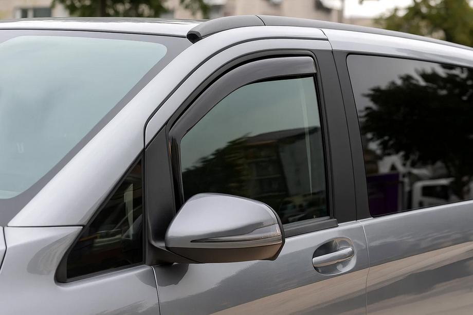 Mercedes Vito/V-razred W447 2014– Vetrni deflektorji za okna, vstavni Niken Luxury (2 kos) Image
