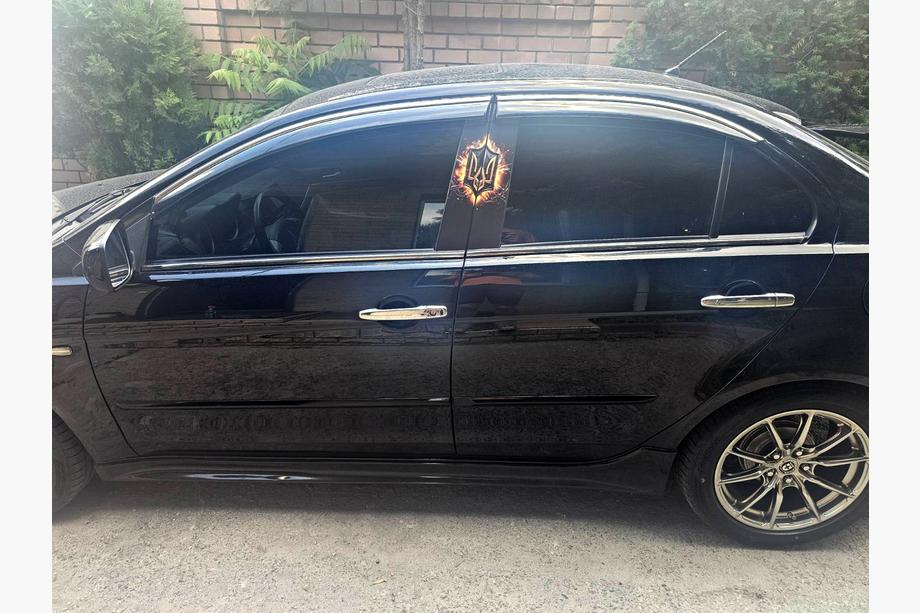 Mitsubishi Lancer X 2008– Vetrni deflektorji oken s kromirano letvijo Niken Luxury (4 kosi) Image