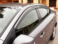 Renault Fluence 2009–2016 Vetrni deflektorji oken s kromirano letvijo Niken Luxury (4 kosi) fotografija 1