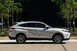 Test Toyota Venza: sodobni hibridni križanec fotografija 3
