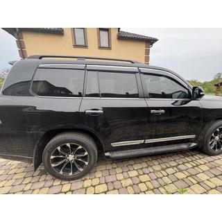 Okenski vetrni deflektorji s kromiranim okrasnim trakom Niken Luxury (6 kos) Toyota Land Cruiser 200 2007–2021 fotografija 3