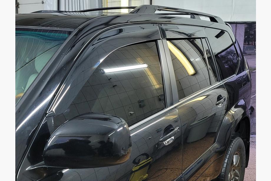 Lexus GX470 2002–2009 Vetrni deflektorji za okna Niken Luxury (4 kosi) Fotografija 3