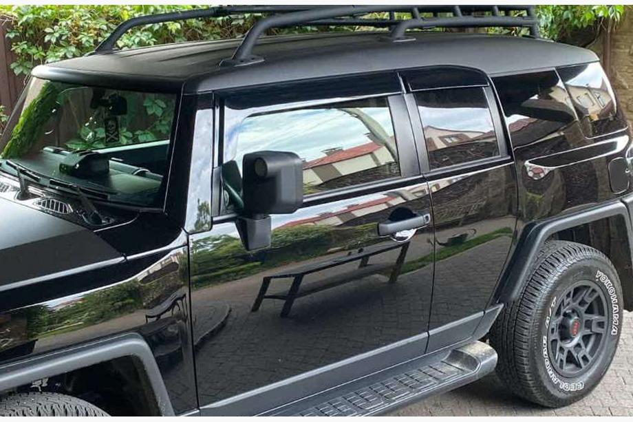 Toyota FJ Cruiser 2006–2022 Vetrni deflektorji za okna Niken Luxury (4 kosi) Fotografija 1