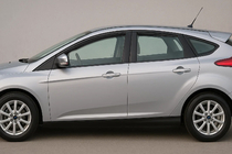 Ford Focus III 2011–2017 Vložni deflektorji oken Niken Luxury (SD/HB, 4 kos) fotografija 1