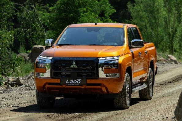 Test Mitsubishi L200: legendarni poltovornjak v novi preobleki