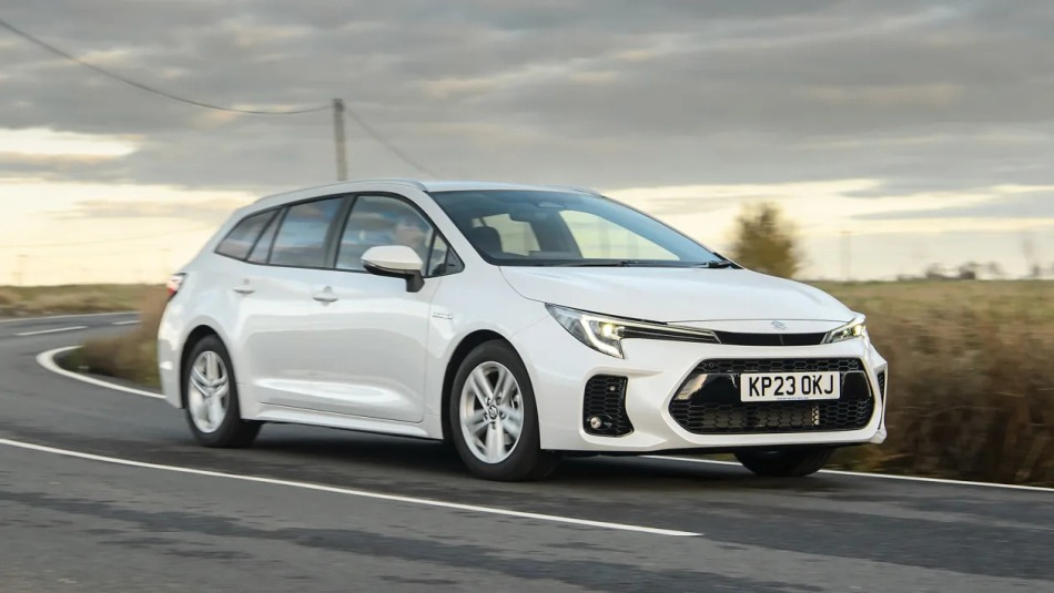 Pregled karavana Suzuki Swace 2023