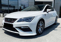 Seat Leon 2013–2020 DPT V-3 sprednji lip spojler (2013-2016, črna visok sijaj) fotografija 3