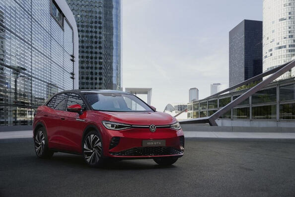 Volkswagen ID.5 GTX 2024 – test: zmogljiv električni crossover