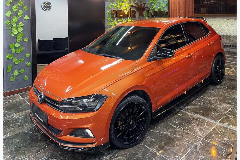 Volkswagen Polo 2017– Sprednji lip spojler DPT V-1 (črna sijaj) Image