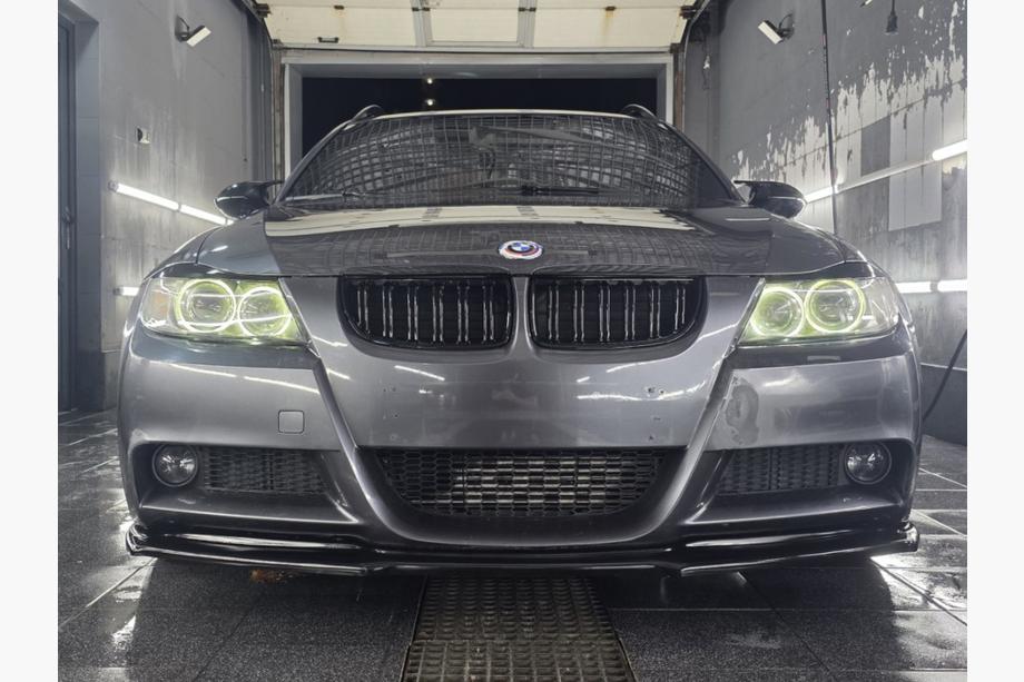 BMW serija 3 E90/E91 2005–2011 Ledvične rešetke M-Look (za E-90/91, 2005-2008, sijajno črna) Fotografija 13