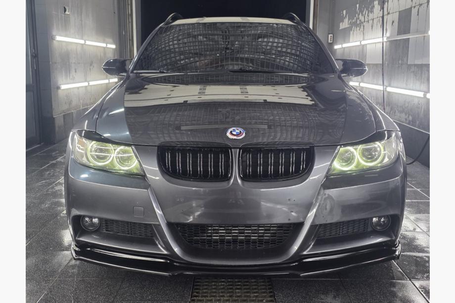 BMW serija 3 E90/E91 2005–2011 Ledvične rešetke M-Look (za E-90/91, 2005-2008, sijajno črna) Fotografija 2