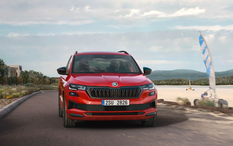 Pregled Skoda Karoq: posodobljeni crossover