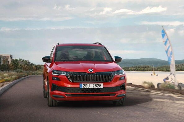 Pregled Skoda Karoq: posodobljeni crossover