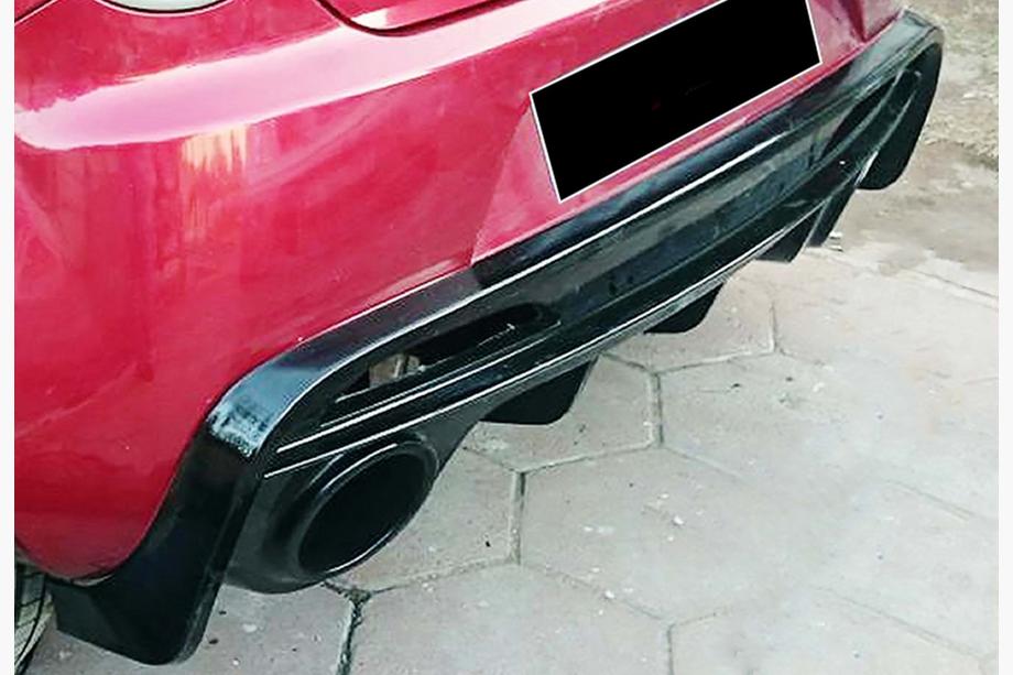 Alfa Romeo MiTo 2008–2018 Zadnji difuzor DPT (sijajno črna) Image