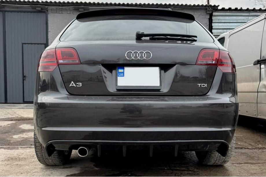 Audi A3 2003–2012 Zadnji difuzor DPT (2008-2010, sijaj črna) Image