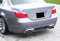 BMW Serija 5 E60/E61 2003–2010 Zadnji difuzor DPT (za M-5, črna sijaj) fotografija 2