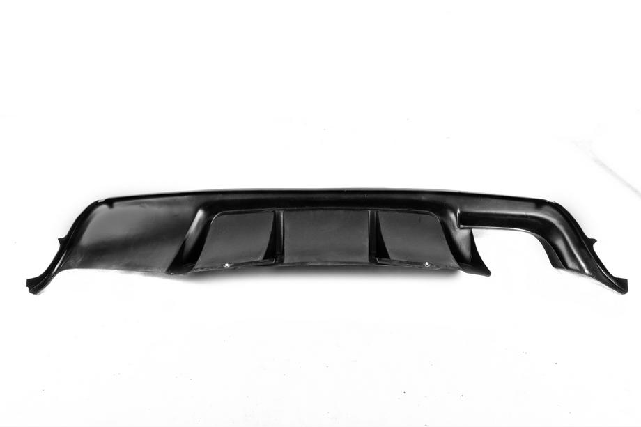 BMW Serija 5 E60/E61 2003–2010 Zadnji difuzor DPT V-1 (za M-Sport, črna visok sijaj) Fotografija 6