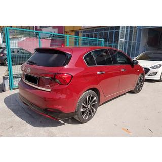 Zadnji difuzor DPT (HB, sijajno črna) Fiat Tipo 2016– fotografija 2