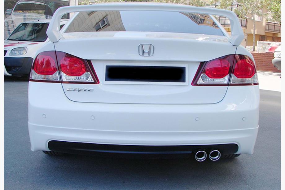 Honda Civic Sedan VIII 2006–2011 Zadnji difuzor DPT V-1 (sijajno črna) Fotografija 2