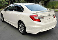 Honda Civic Sedan IX 2011–2016 Zadnji difuzor DPT (za lakiranje) fotografija 3