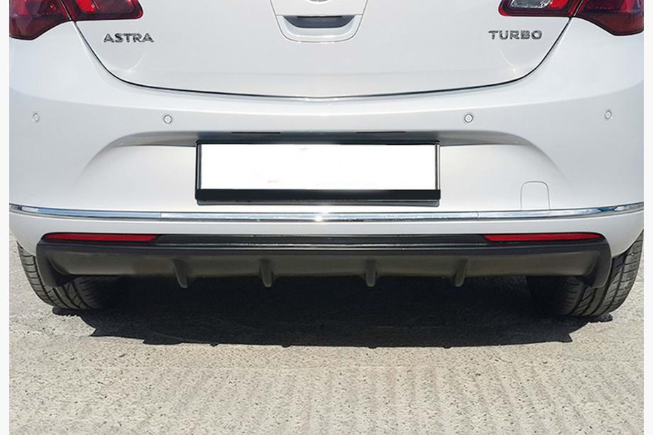 Opel Astra J 2009–2015 Zadnji difuzor DPT V2 (2012-2015, HB, sijajna črna) Fotografija 1