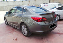 Opel Astra J 2009–2015 Zadnji difuzor DPT V-2 (SD, črna visok sijaj) fotografija 4
