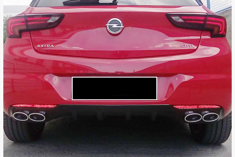 Opel Astra K 2016–2021 Zadnji difuzor DPT V-1 (HB, sijajno črna) Fotografija 5