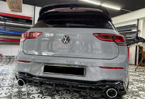 Volkswagen Golf 8 2019– Zadnji difuzor DPT V-2 (črna sijaj) fotografija 1