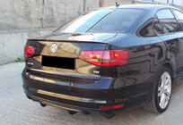 Volkswagen Jetta 2011–2018 Zadnji difuzor DPT (2014-2018, črna visok sijaj) fotografija 4