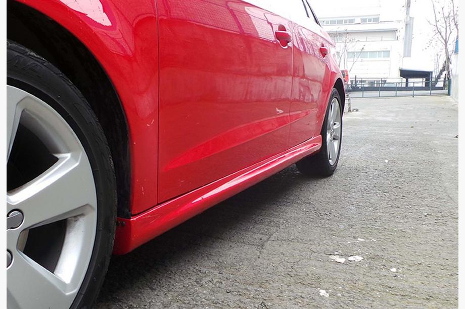 Audi A3 2012–2020 Stranski pragovi DPT (HB, črna visok sijaj) Image
