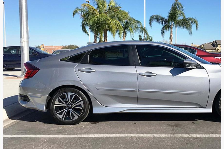 Honda Civic Limuzina X 2016–2021 Stranski pragovi DPT V-1 (za barvanje) Fotografija 1