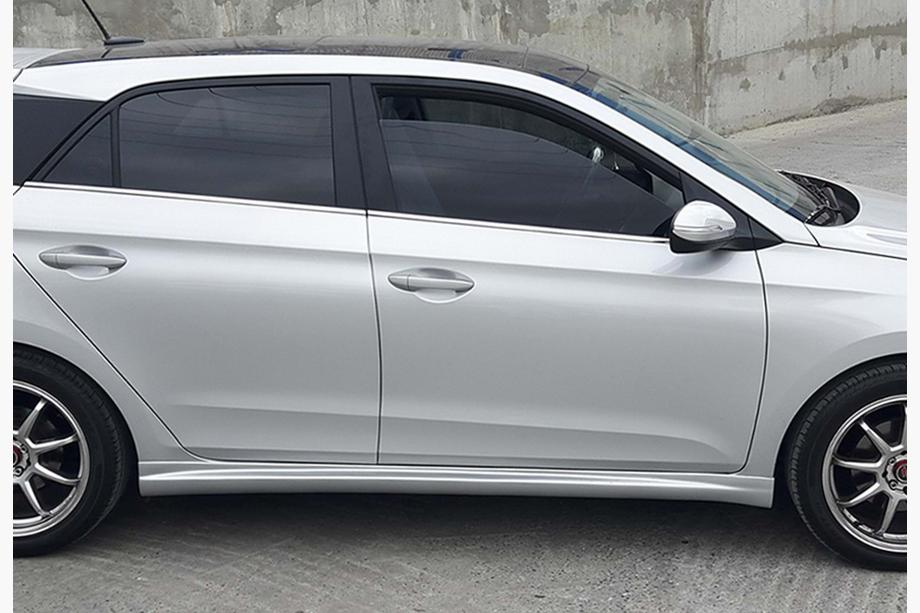 Hyundai I-20 2014–2020 DPT stranski pragovi (2014-2018, črna visok sijaj) Fotografija 1