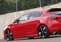 Opel Astra J 2009–2015 Stranski pragovi DPT V-2 (črni sijaj) fotografija 2