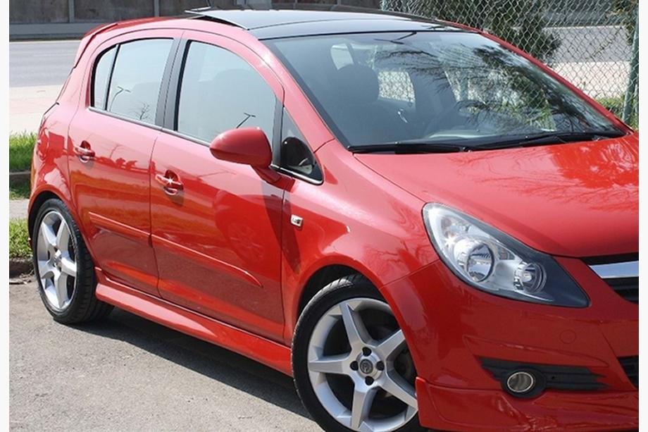 Opel Corsa D 2007–2014 Stranski pragovi DPT V-1 (črna visok sijaj) Image