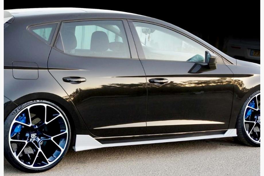 Seat Leon 2013–2020 Stranski pragovi DPT V-3 (2017-2020, črna visok sijaj) Fotografija 1
