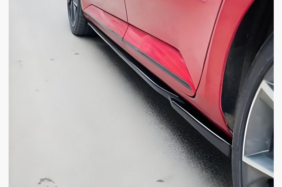 Seat Leon 2013–2020 Stranski pragovi DPT V-6 (visoki sijaj črna) Image