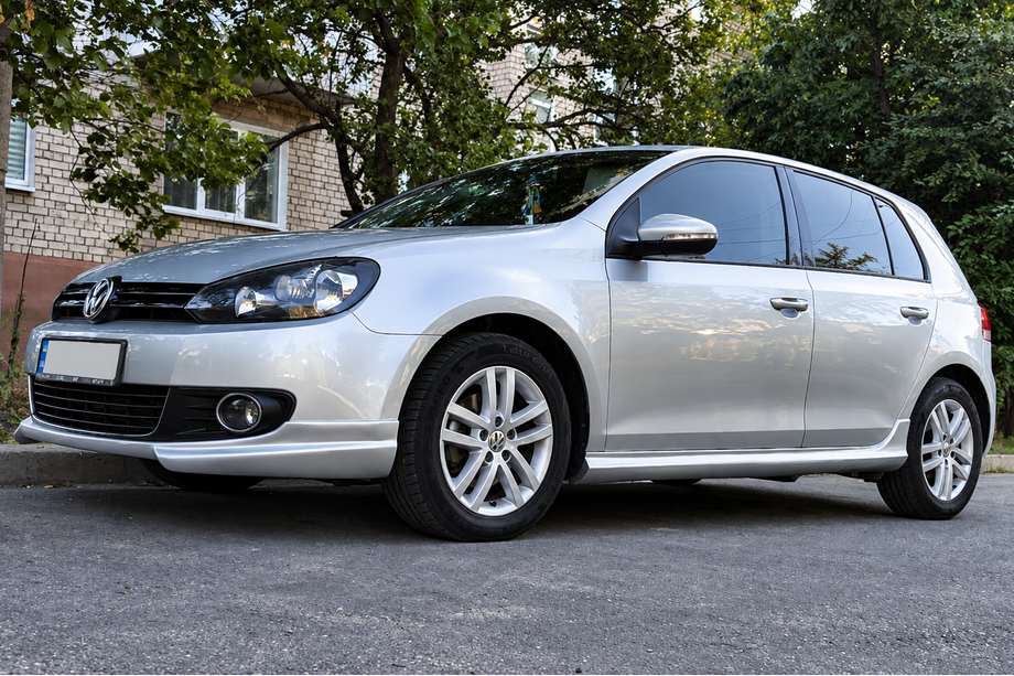 Volkswagen Golf 6 2008–2014 Stranski pragovi DPT V-1 (HB, za lakiranje) Fotografija 1