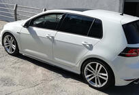 Volkswagen Golf 7/E-Golf 2012–2020 Stranski pragovi DPT V-2 (črni sijaj) fotografija 4