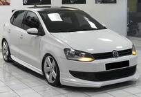 Volkswagen Polo 2010–2017 Stranski pragovi DPT V-1 (črna visok sijaj) fotografija 1