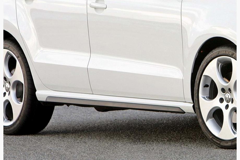 Volkswagen Polo 2010–2017 Stranski pragovi DPT V-2 (črni sijaj) Image