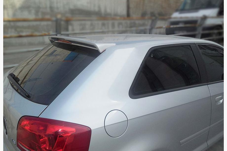 Audi A3 2003–2012 Spojler DPT V-3 (črna visok sijaj) Fotografija 7